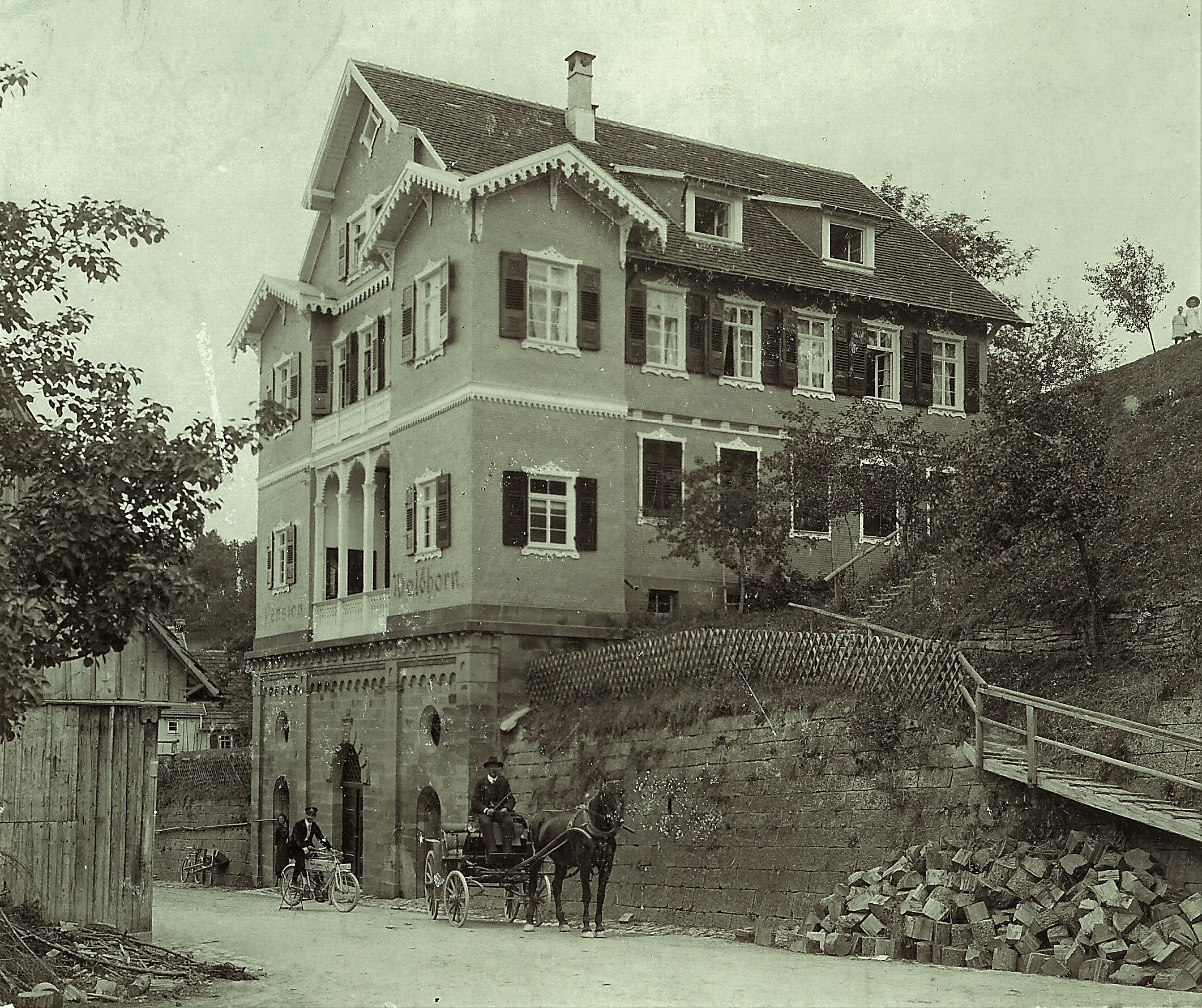 die Pension der Waldhorn, um 1911